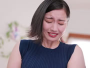 肉感的G罩杯脫了之後超級豐滿BODY人妻 紫月ゆかり